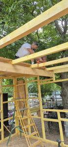 Photo de galerie - Construction d'un abri de jardin ossature bois 
