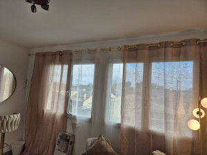 Photo de galerie - Pose  rideaux 