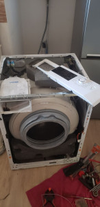 Photo de galerie - Remplacement de joint d'une machine à laver .