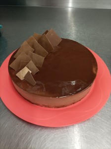 Photo de galerie - Royal chocolat , mousse chocolat noire sur une couche de croustillant praliné.