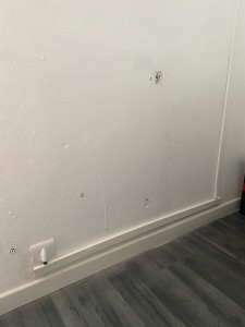 Photo de galerie - Cache raccordement + mise en place passage câble Goulotte 