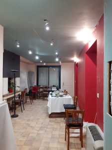 Photo de galerie - Création du faux plafond (avant enduit) avec isolation et éclairage. Peinture des murs et des huisseries. 
