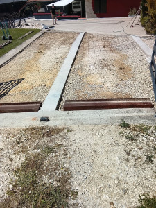 Photo de galerie - Coffrage pour une dalle béton désactivée