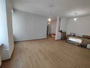 Photo de galerie - Peinture finition , pose de parquet 