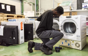 Photo de galerie - Un technicien en intervention