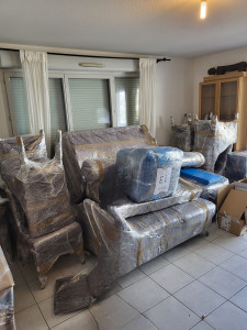 Photo de galerie - Protection complète du mobilier avant chargement.