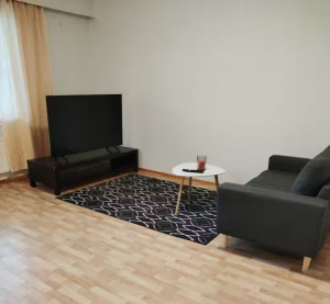 Photo de galerie - Ménage complet du salon (aspirateur, poussière, surfaces nettoyées et mise en place soignée) 