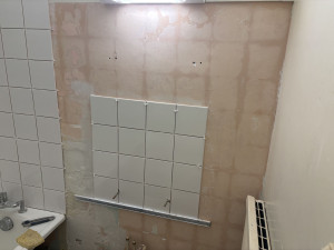 Photo de galerie - Dépose et création de faïence pour lavabo 