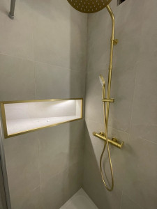 Photo de galerie - Bricolage et multi services