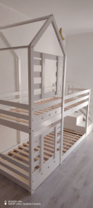 Photo de galerie - Montage des lits 
