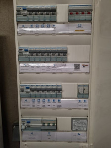 Photo de galerie - Rénovation tableau électrique / Mise en sécurité / Mise en conformité