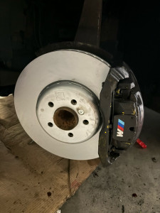 Photo de galerie - Remplacement des freins sur tout véhicules