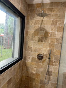 Photo de galerie - Finition de douche parois Fix robinet encastrable 