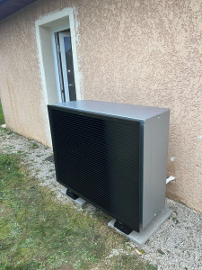 Photo de galerie - Installation d’une pompe à chaleur Daikin