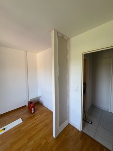 Photo de galerie - Création nez de cloison pour placard 