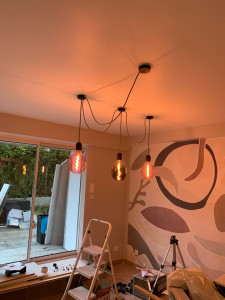 Photo de galerie - Pose de plafonnier personnalisé 