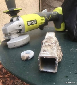 Photo de galerie - Meuleuse