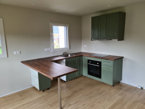 Photo de galerie - Pose d'une petite cuisine 