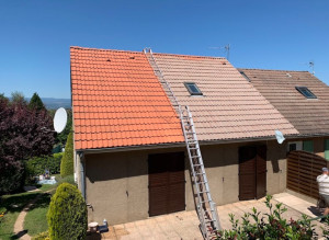 Photo de galerie - Peinture sur toiture pendant