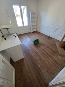 Photo de galerie - Mise en cire parquet ancien 
