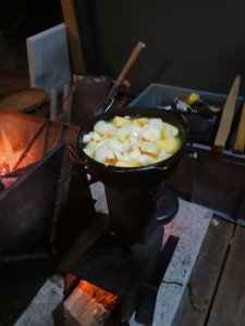 Photo de galerie - Cuisine au feu de bois 