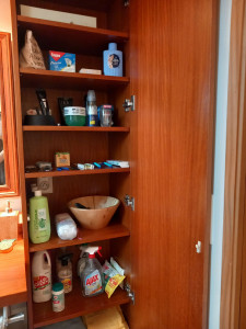 Photo de galerie - Gros nettoyage en profondeur voilà à quoi peux ressembler vos placards après passage