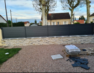 Photo de galerie - Pose plaquettes de parement
et kit barrières en aluminium 