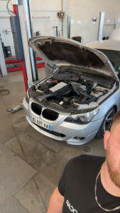 Photo de galerie - Entretien et remplacement de durite de suralimentation 