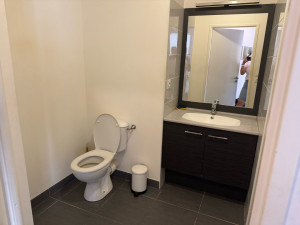 Photo de galerie - Nettoyage et désinfection de logements très encombrés ou insalubres. Intervention discrète et bienveillante dans les situations sensibles.