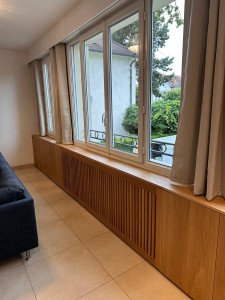 Photo de galerie - Cache radiateur mdf plaquage chêne teinté miele 
100% sur mesure 