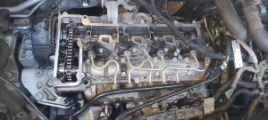 Photo de galerie - Peugeot Boxer 2018 2.0L Blue-HDI 140cv ,remplacement cache culbuteur suite a une fuite huile moteur. 