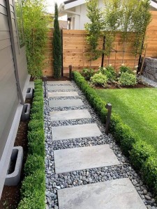 Photo de galerie - Réalisation : Création d’un petit jardin dans une arrière cour afin de mélanger végétaux et minéraux selon les envies des clients  ( Gaillard 74240 ) 