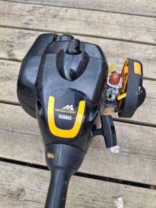 Photo de galerie - Réparation debrousailleuse 
-changement et reglage carburateur 
-changement filtre a air.

client satisfait 
