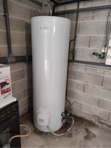 Photo de galerie - Remplacement chauffe eau 300 L 