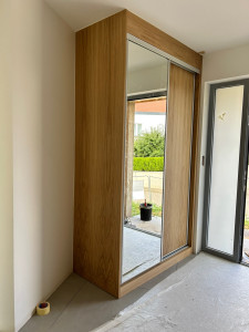 Photo de galerie - Montage armoir sur mesure 