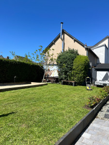 Photo de galerie - Tonte de pelouse + coupe bordure 