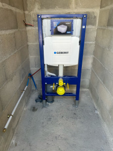 Photo de galerie - Installation bâti support pour wc suspendu merci 