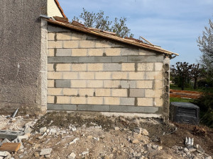 Photo de galerie - Réalisation d’un mur extérieur avec enduit par la suite 