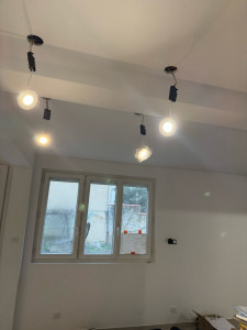 Photo de galerie - Installation des luminaires 