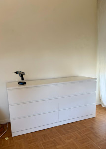 Photo de galerie - Montage Commode Malm IKEA 