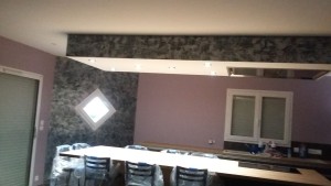 Photo de galerie - Préparation des murs et plafonds ponçage sous couche plus deux couches de peintures et peinture décorative 