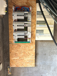 Photo de galerie - Pose et raccordement de tableau et installation complète ! 