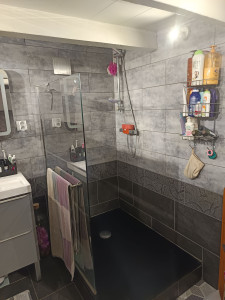 Photo de galerie - Réfection complète salle de bain installation douche carrelage faïence ect...
