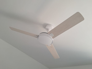 Photo de galerie - Montage  d un ventilateur plafonnier  