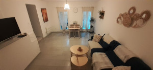 Photo de galerie - • entretien complet appartement maison
• nettoyage remise en état des sols carrelage,décrassage, dégraissage, metalisation de sols 
débarras,etc...