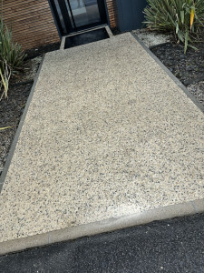 Photo de galerie - Bricolage et multi services