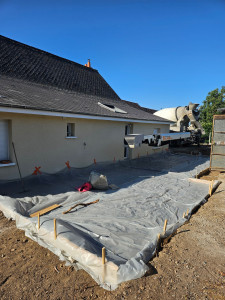 Photo de galerie - Terassement 60m2, coffrage et installation d'un polyane 