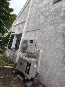 Photo de galerie - Montage /démontage/ entretien tout type de climatiseur, travail professionnel, qualité meilleure prix 