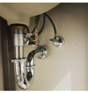 Photo de galerie - Installation de lavabo
