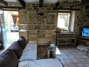 Photo de galerie - Réalisation de meubles en Hévéa 